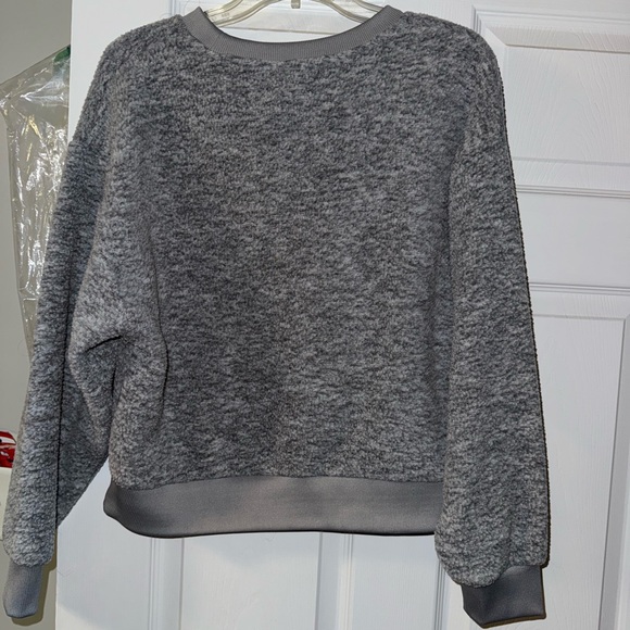 levi. size small. pullover. never worn. grey. - Picture 2 of 2